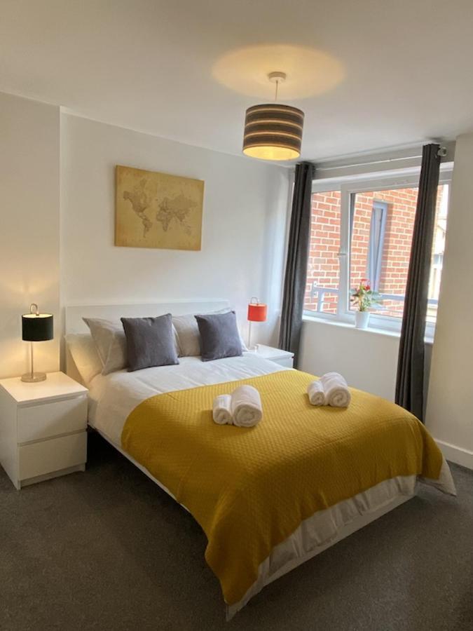 Stylish Two Bed City Apartment With Secure Parking Southampton Exterior foto