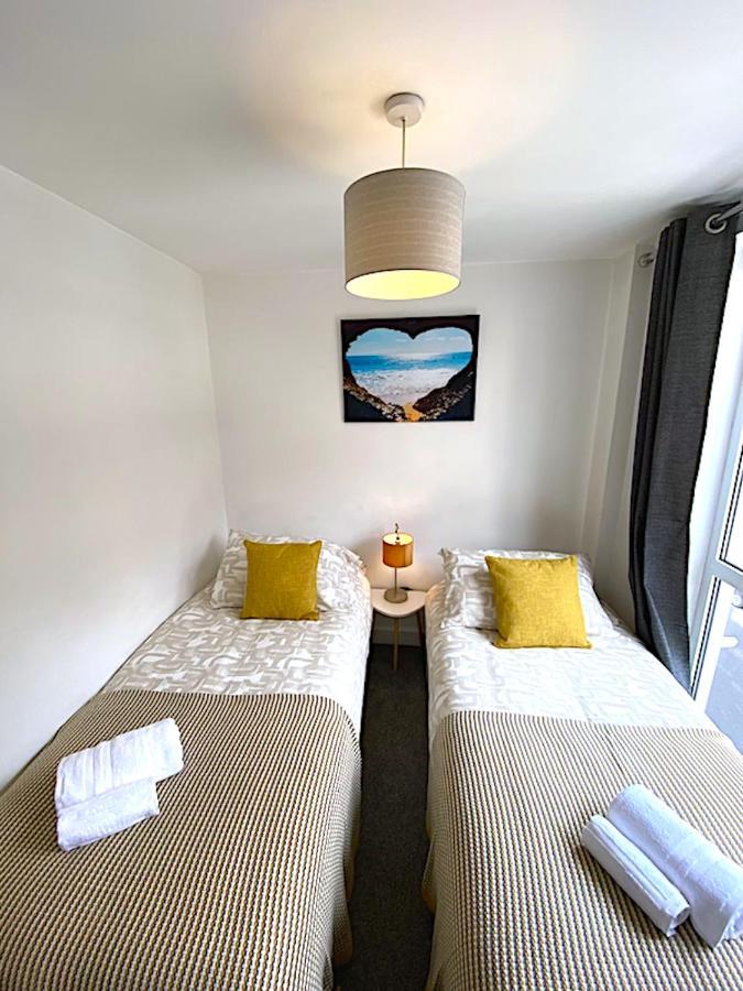 Stylish Two Bed City Apartment With Secure Parking Southampton Exterior foto